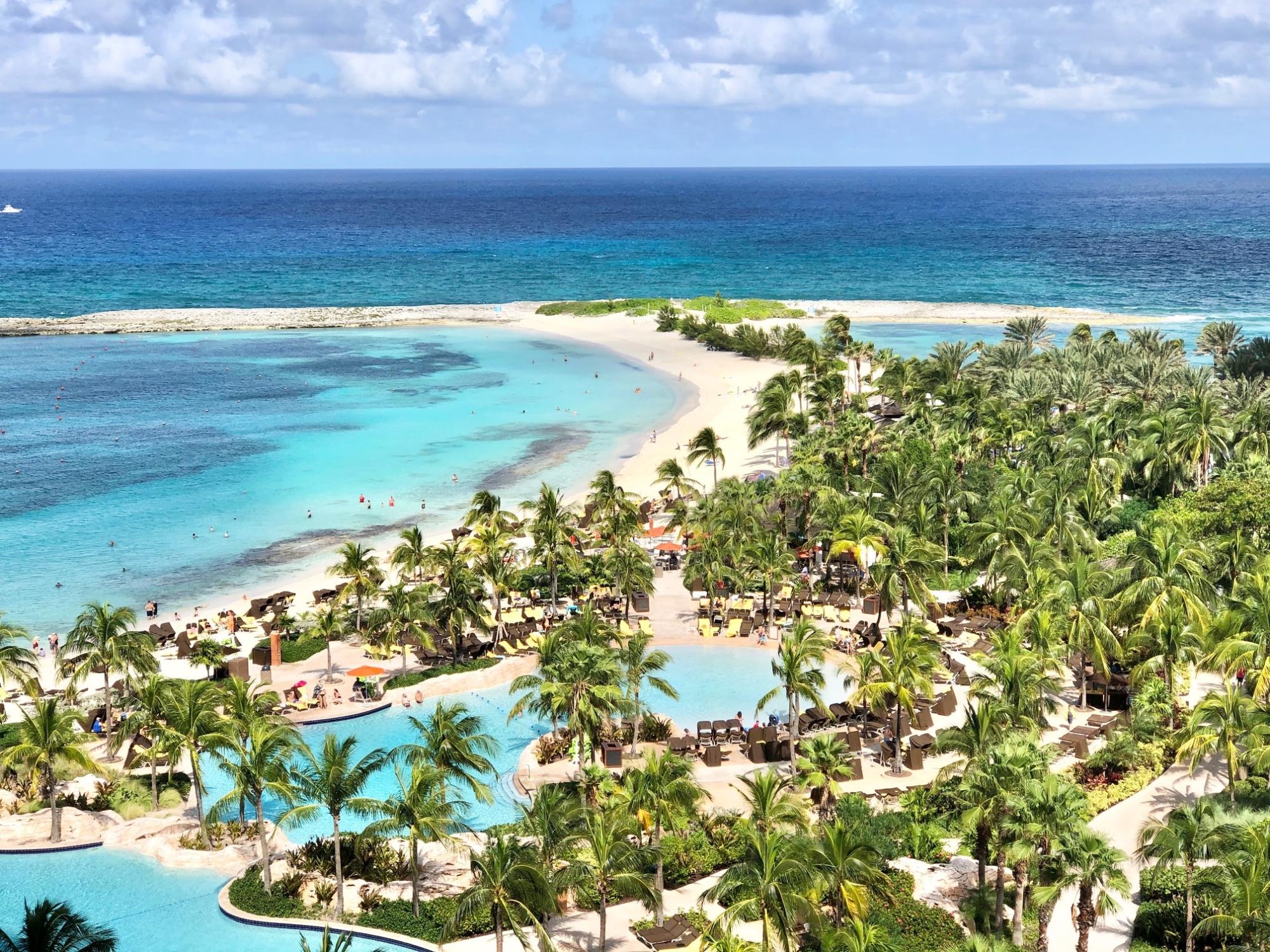 THE REEF AT ATLANTIS