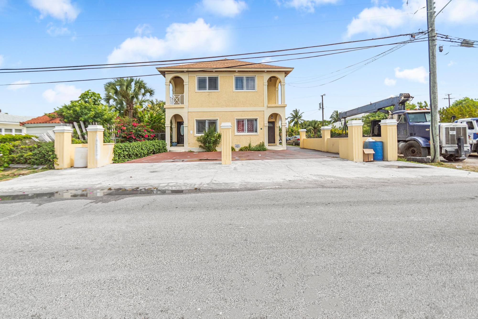 RANFURLY DRIVE, CORAL HAR