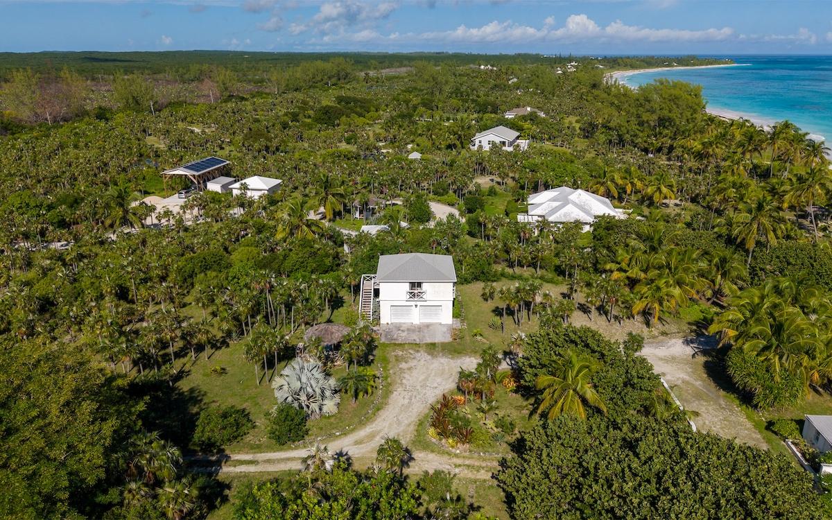 SENZA NOME, DOUBLE BAY