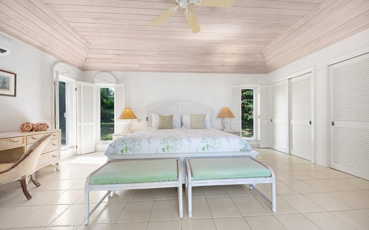 SENZA NOME, DOUBLE BAY