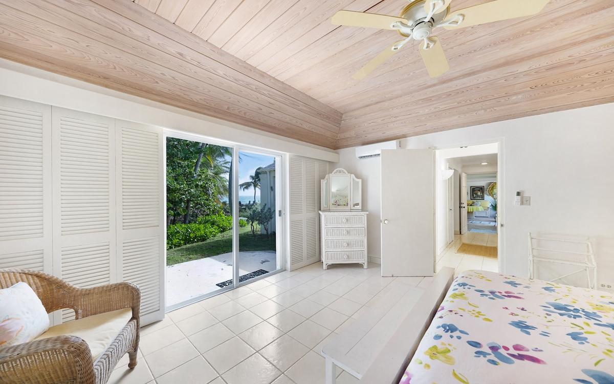 SENZA NOME, DOUBLE BAY