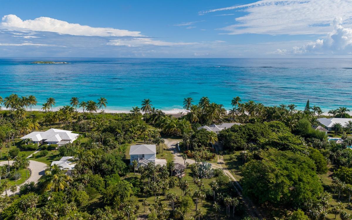 SENZA NOME, DOUBLE BAY