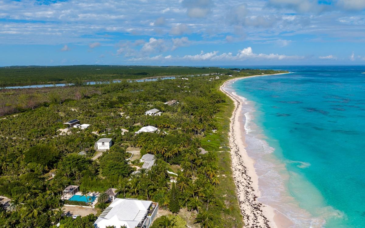 SENZA NOME, DOUBLE BAY