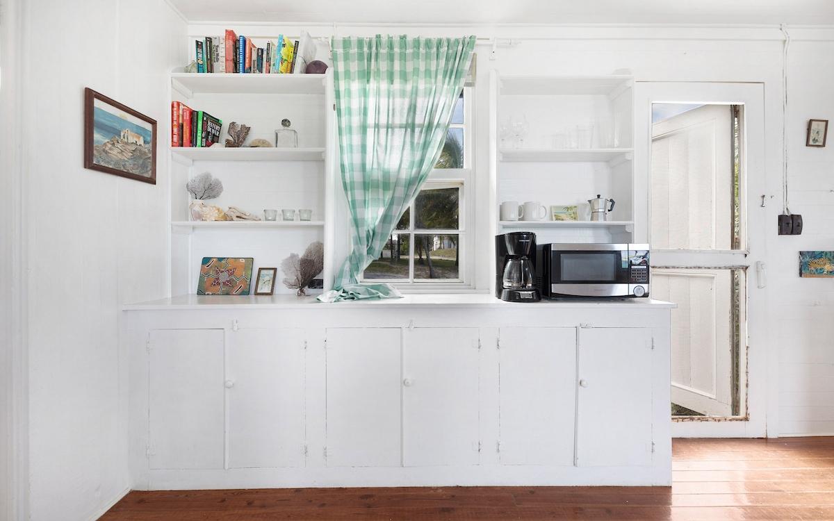 SENZA NOME, DOUBLE BAY