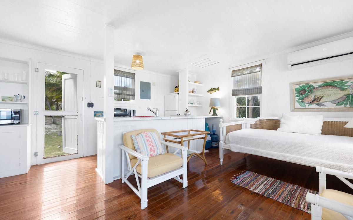 SENZA NOME, DOUBLE BAY