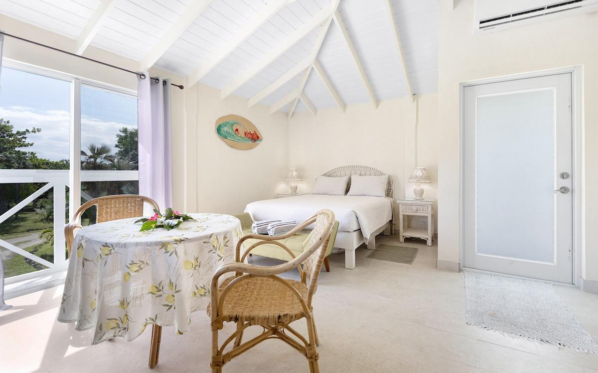 SENZA NOME, DOUBLE BAY