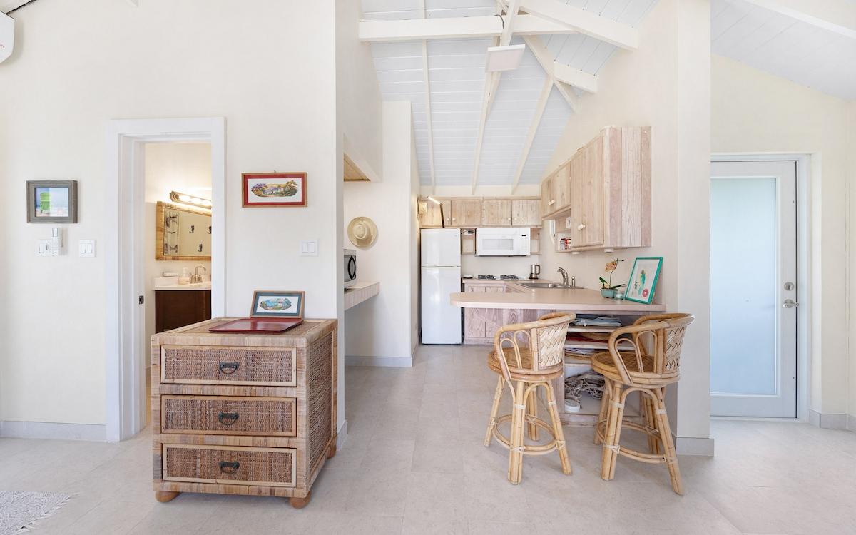 SENZA NOME, DOUBLE BAY