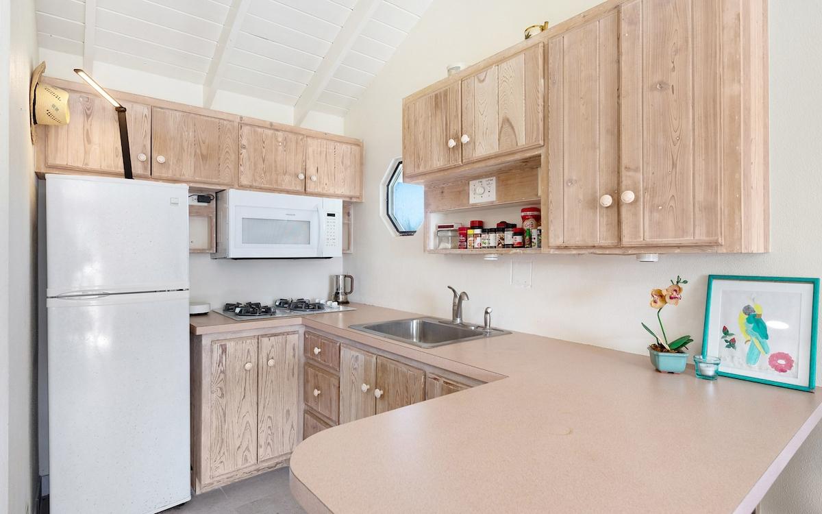 SENZA NOME, DOUBLE BAY