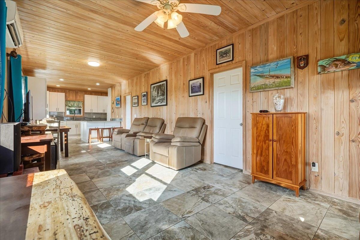 VILLA SAPODILLA LUBBER’S