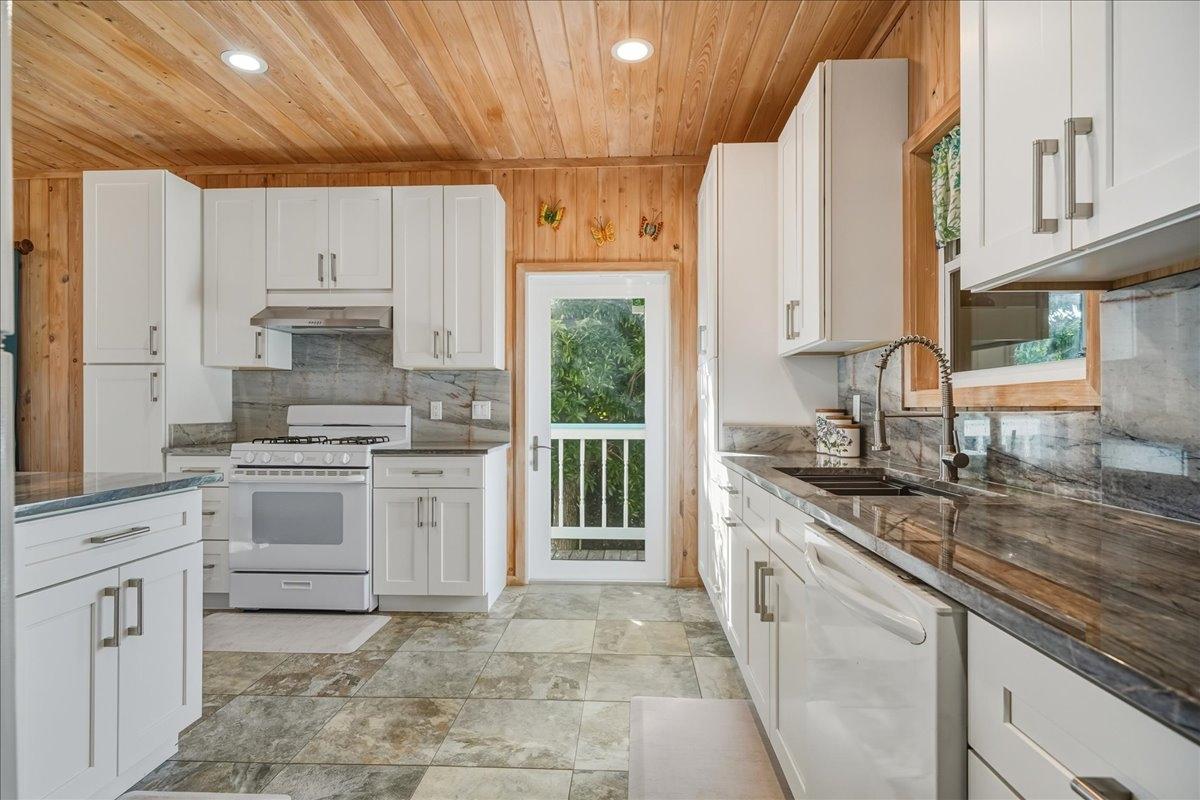 VILLA SAPODILLA LUBBER’S