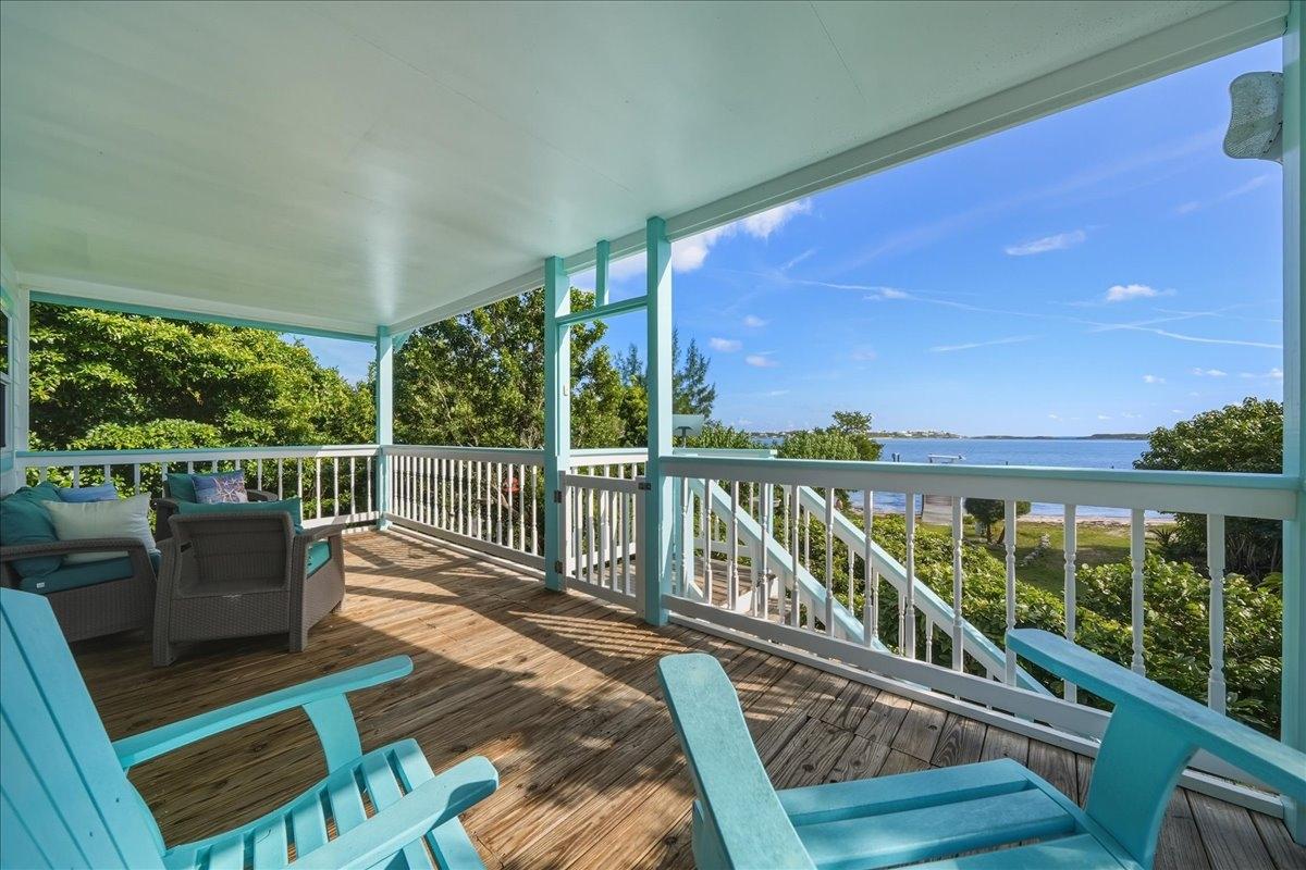 VILLA SAPODILLA LUBBER’S