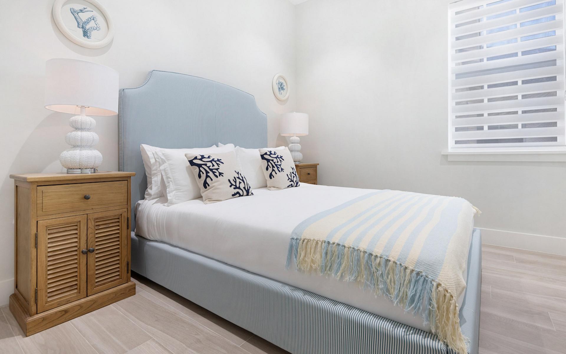 GALLEON BAY, PALM CAY