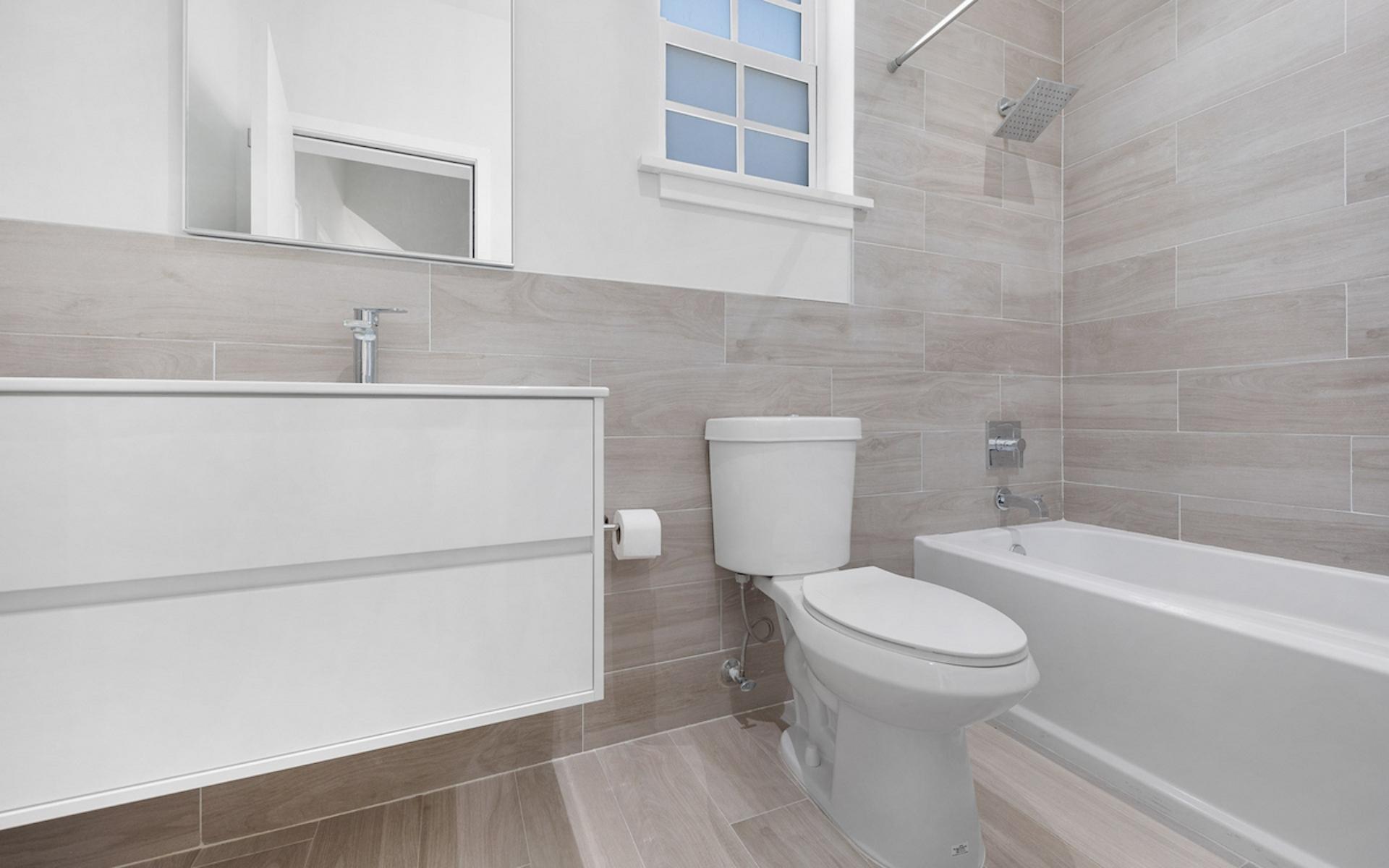 GALLEON BAY, PALM CAY