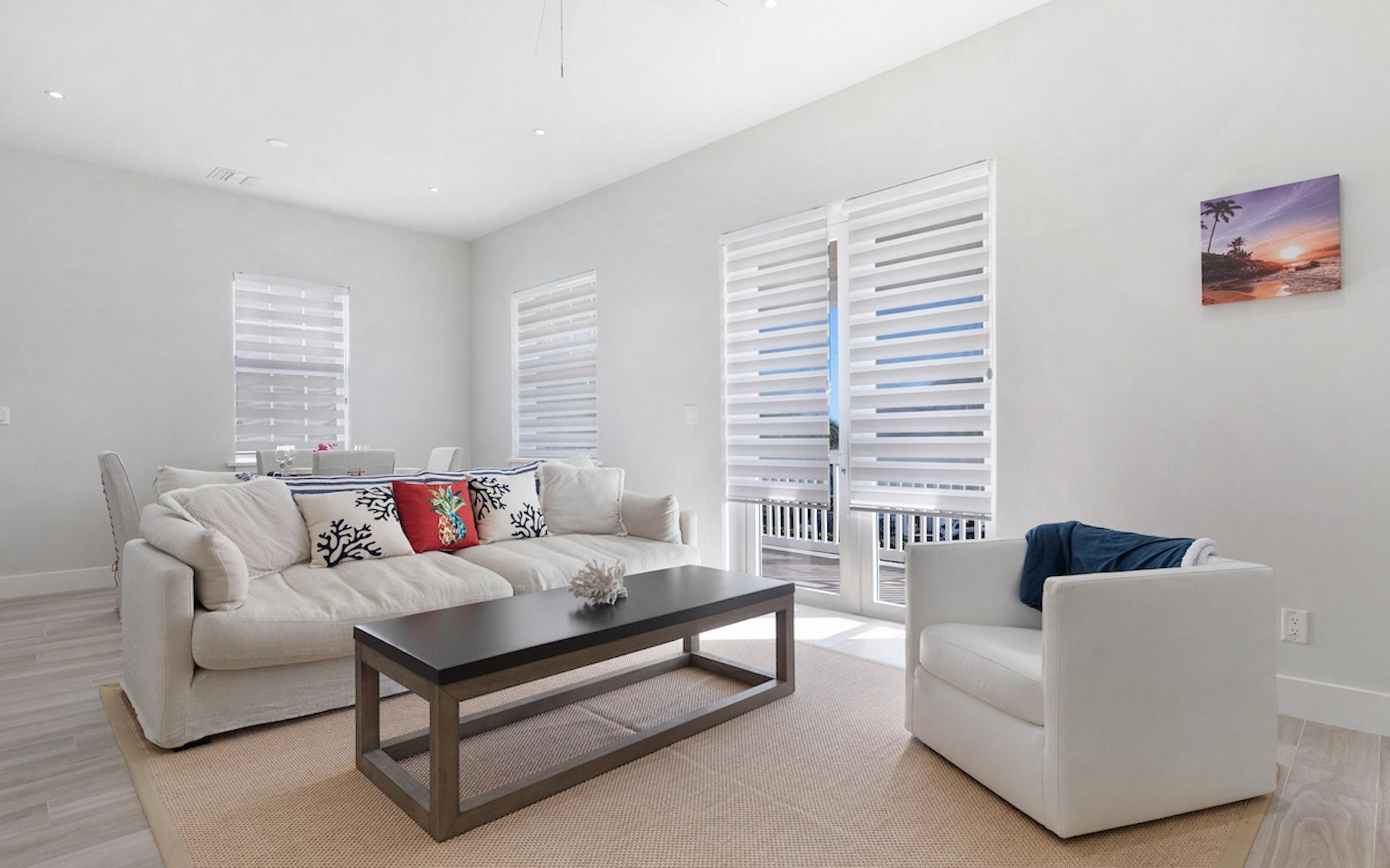 GALLEON BAY, PALM CAY