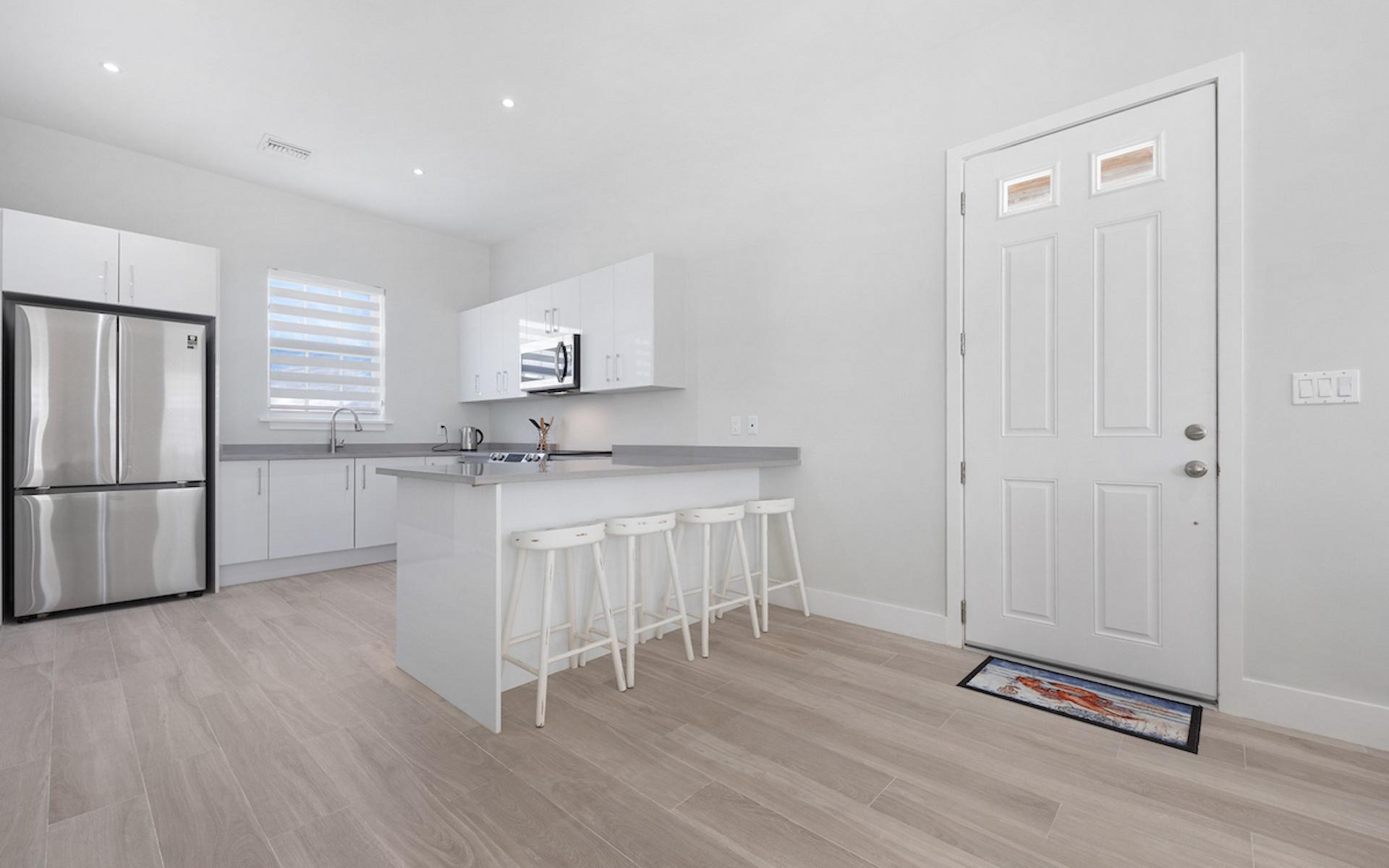 GALLEON BAY, PALM CAY