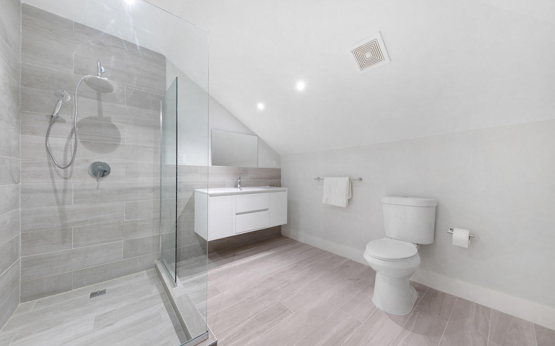 GALLEON BAY, PALM CAY