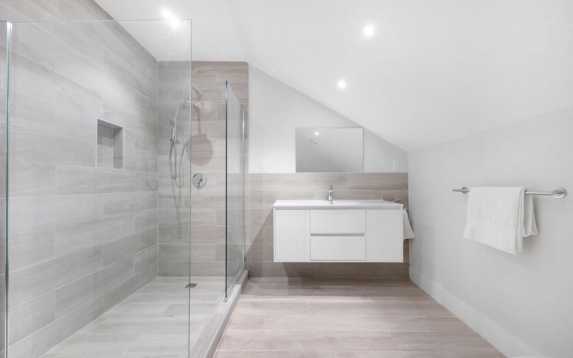 GALLEON BAY, PALM CAY