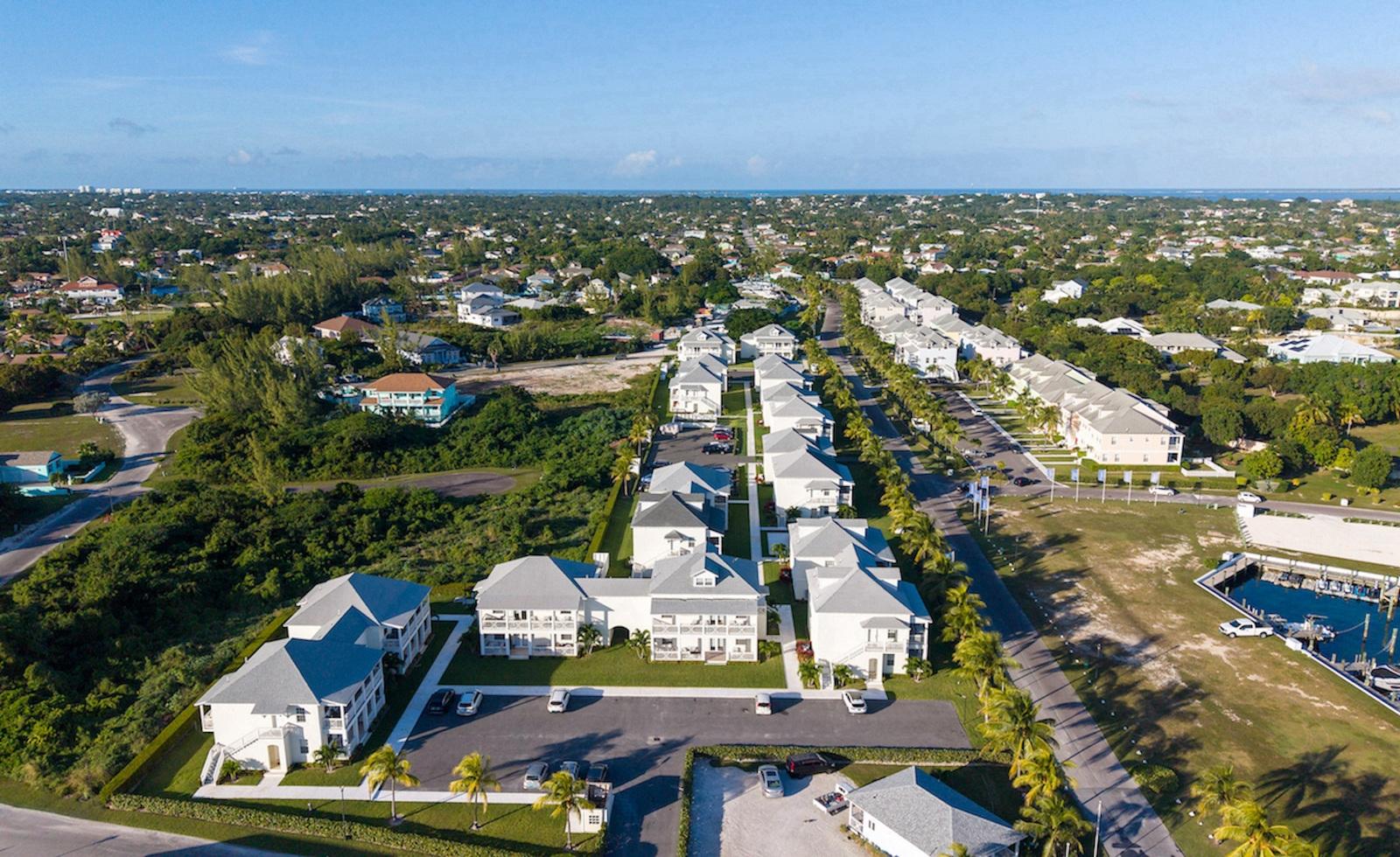 GALLEON BAY, PALM CAY