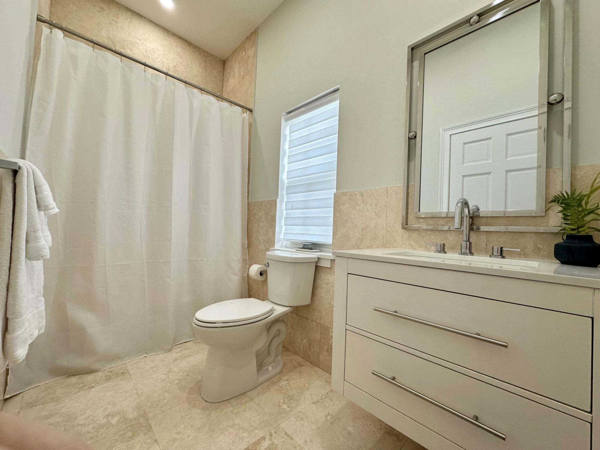 18B ANCHORAGE, PALM CAY