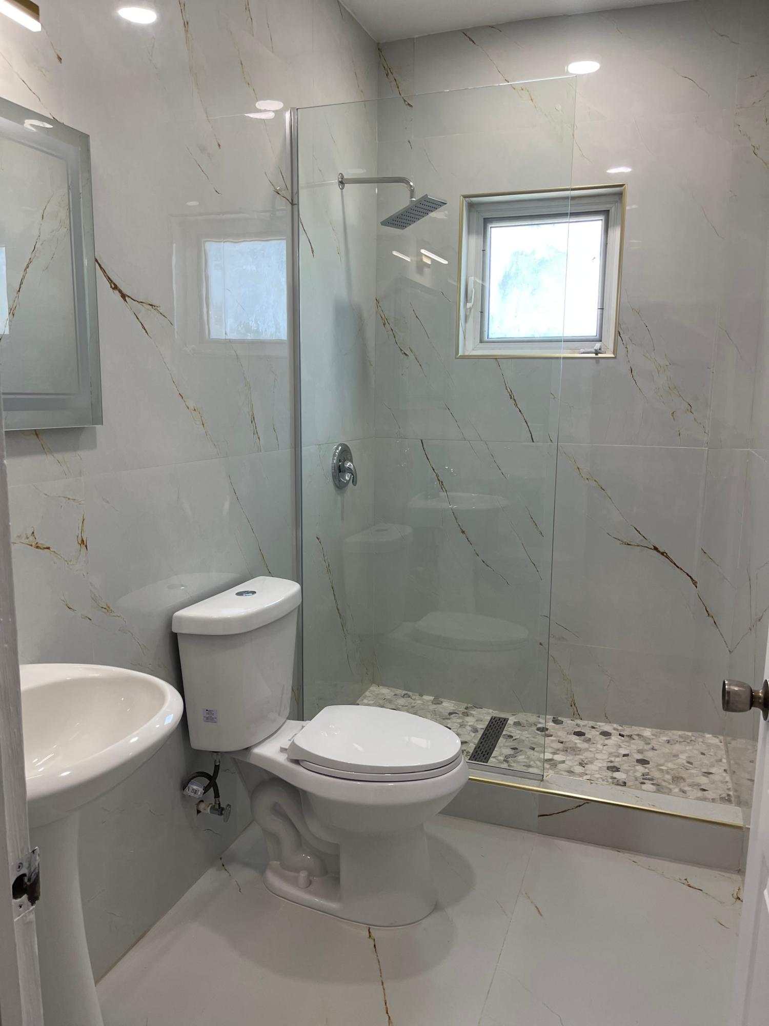 16 SPRINGFIELD ESTATES