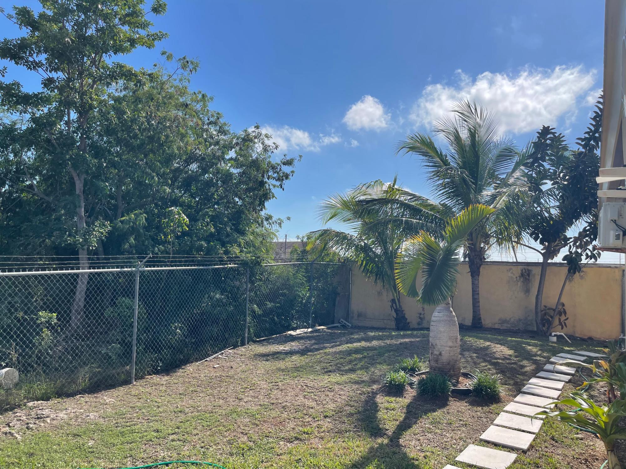 16 SPRINGFIELD ESTATES