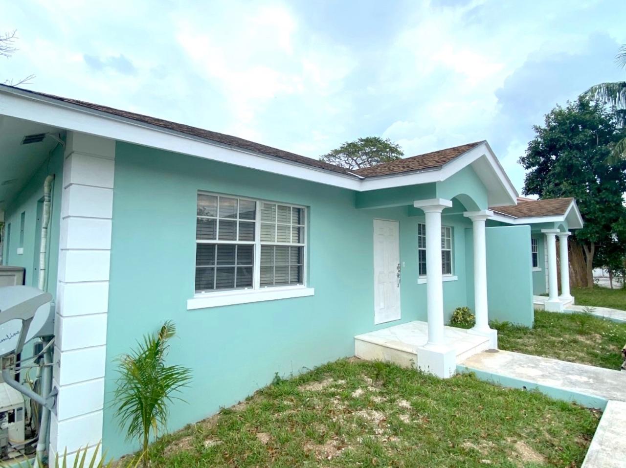 COTTAGE 9B MONTAGU VILLAS