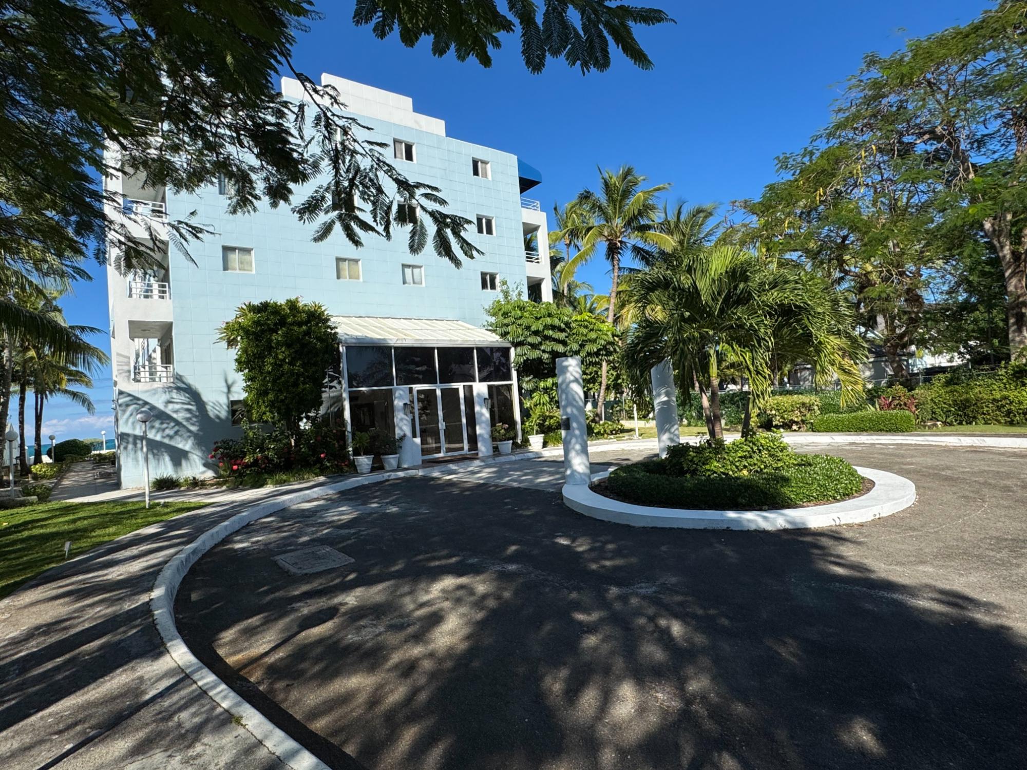 VISTA BELLA, CABLE BEACH