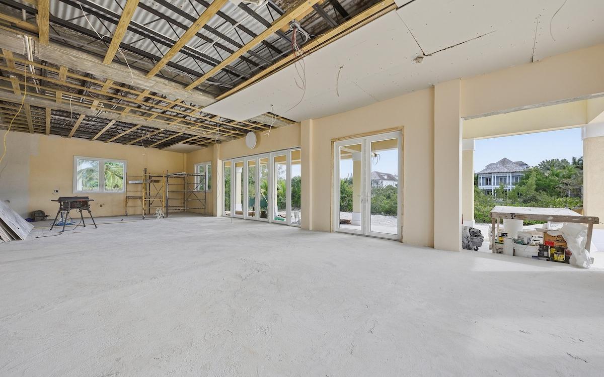 LOT 4, CHARLOTTE ISLAND