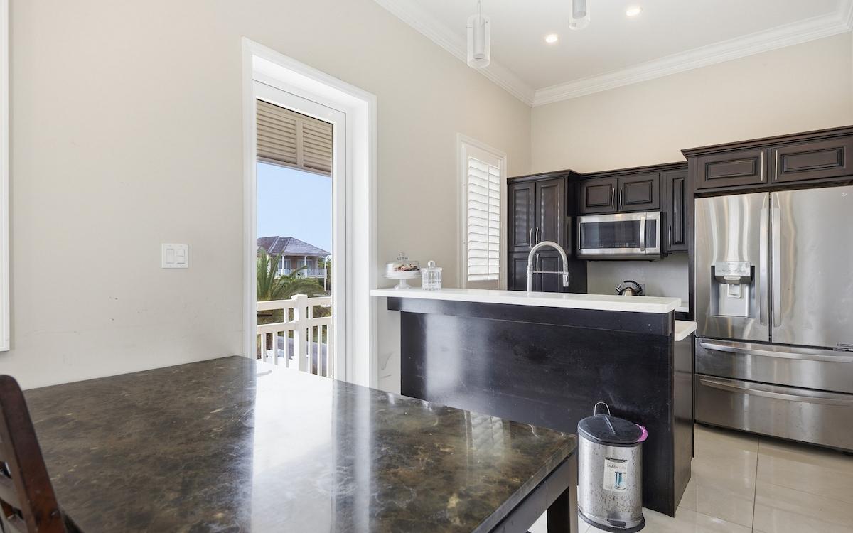 LOT 4, CHARLOTTE ISLAND