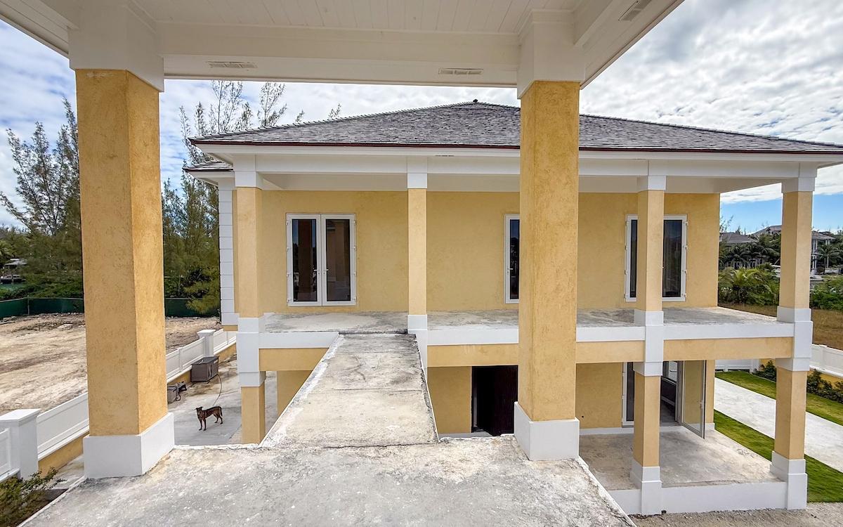 LOT 4, CHARLOTTE ISLAND