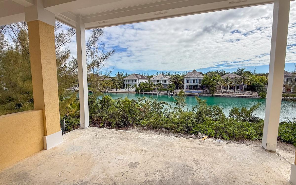 LOT 4, CHARLOTTE ISLAND