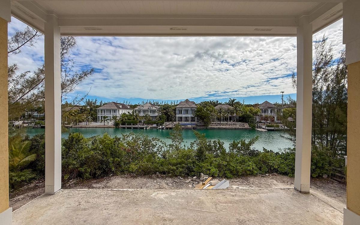 LOT 4, CHARLOTTE ISLAND