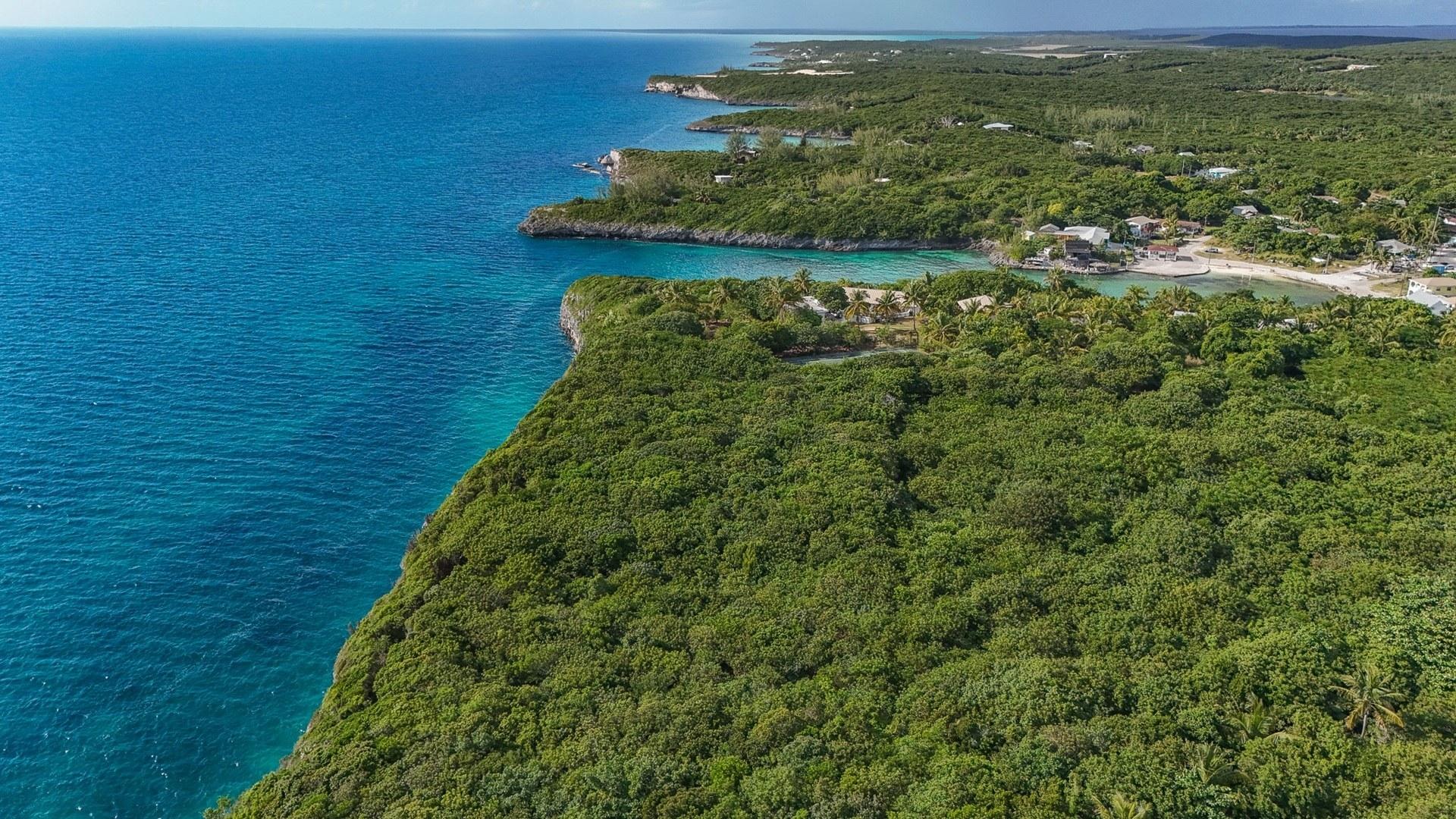 1.348 ACRES, CLIFF FRONT
