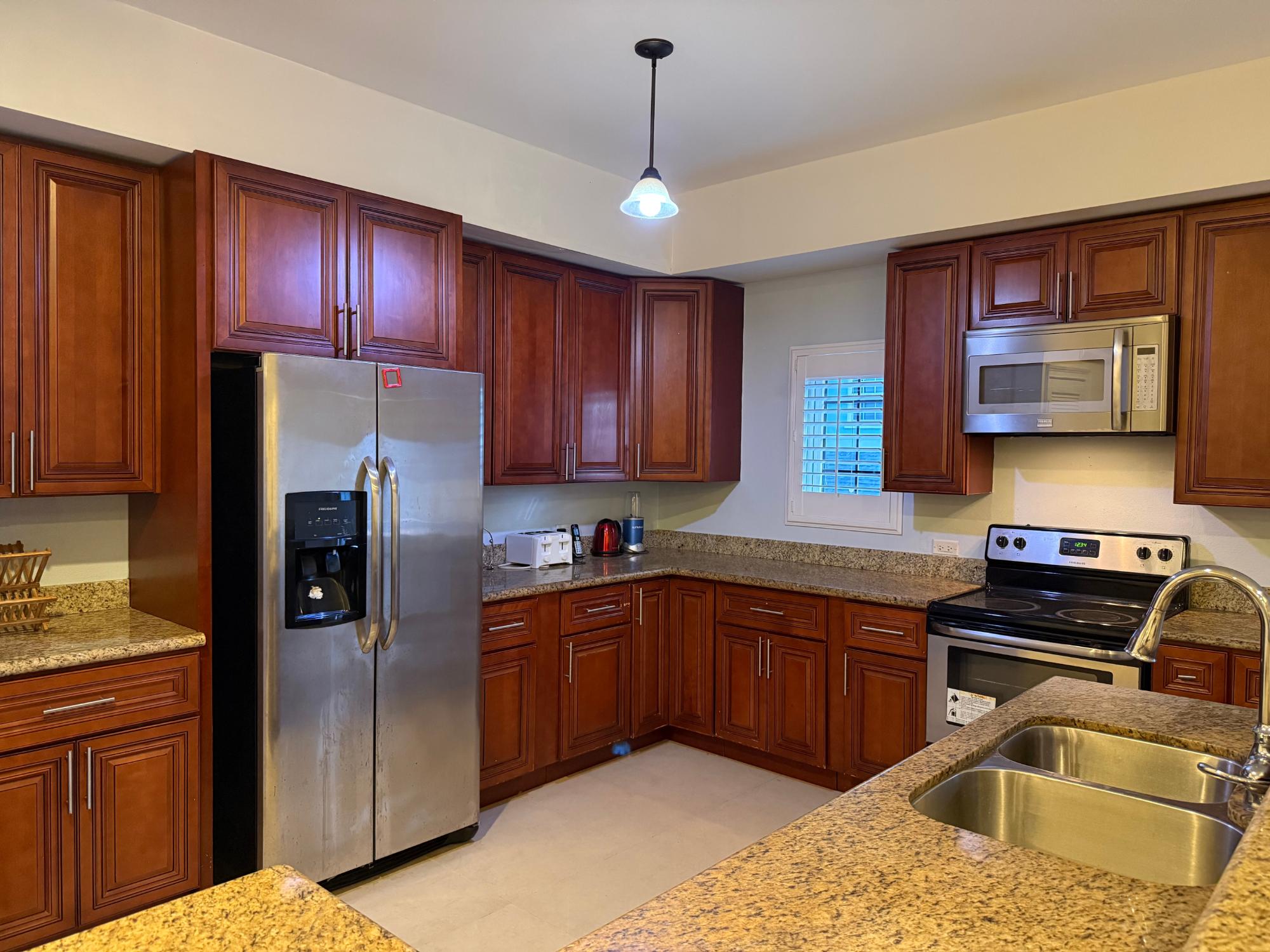 WEST LAKE PLANTATION