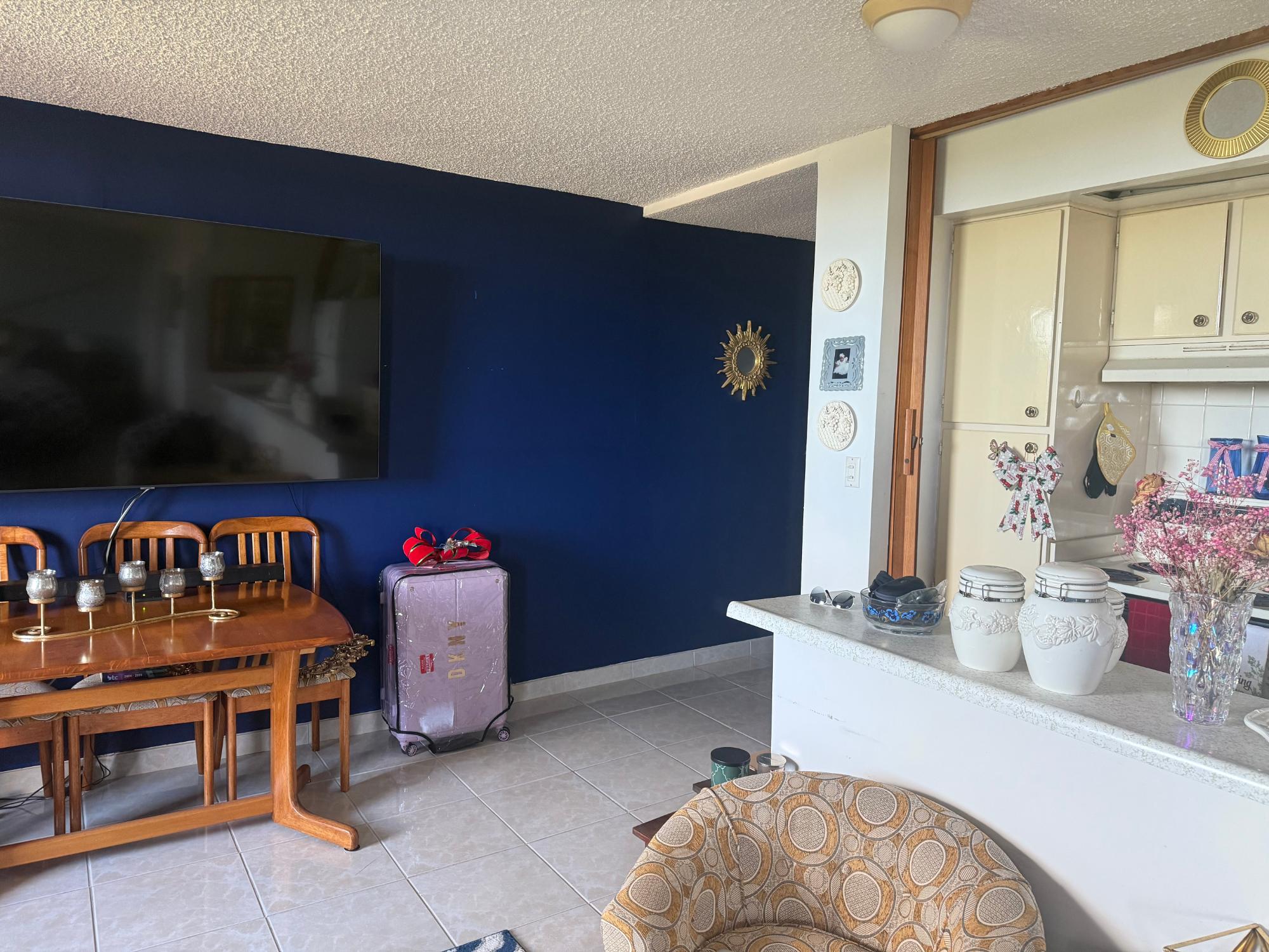 312 LUCAYAN TOWERS NORTH