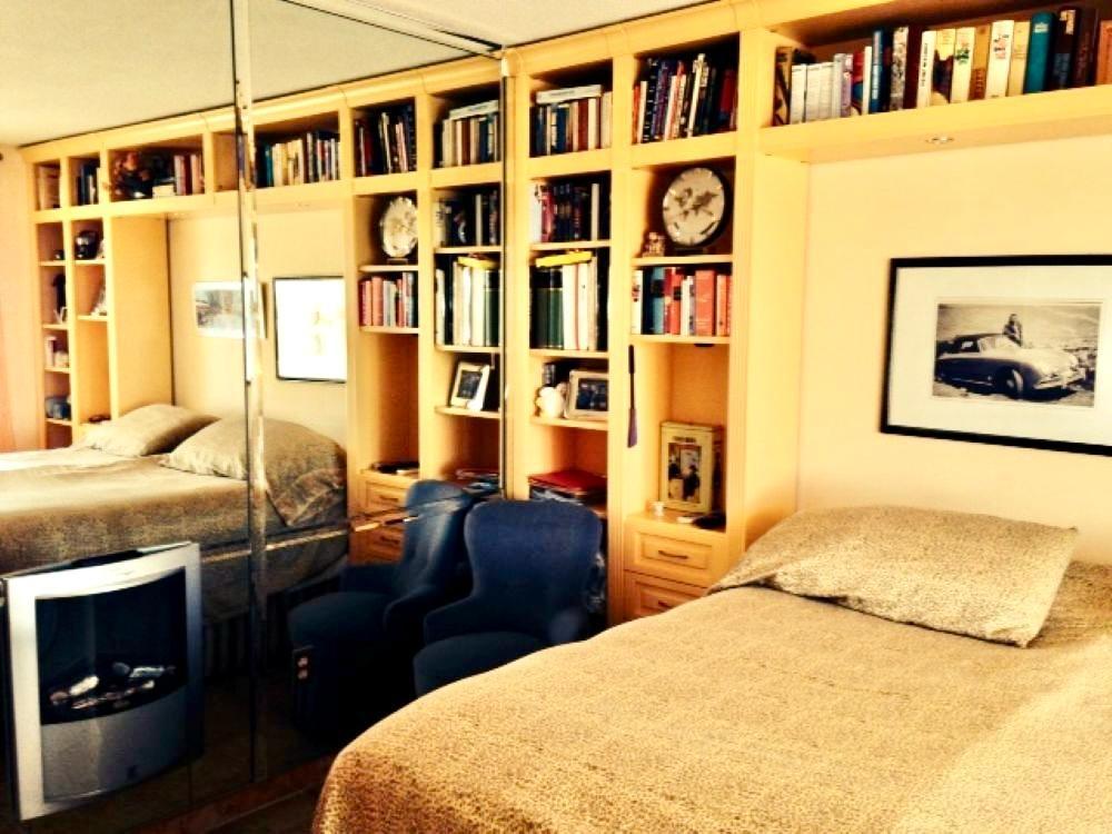 HARBOUR HOUSE TOWERS