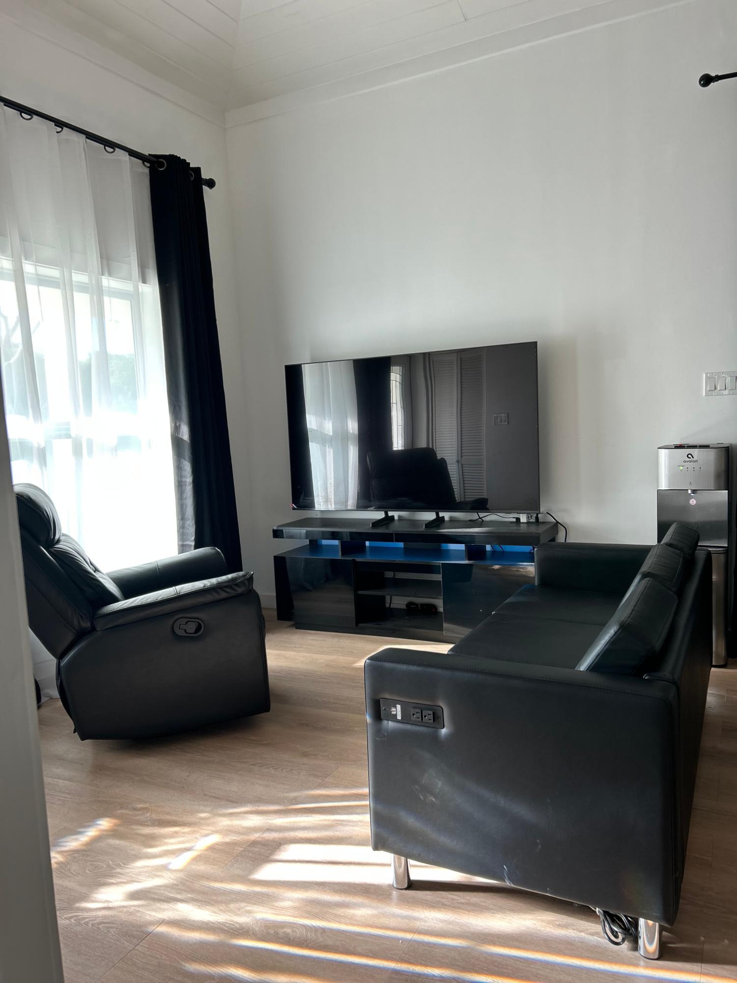 ELEUTHERA ISLAND SHORES