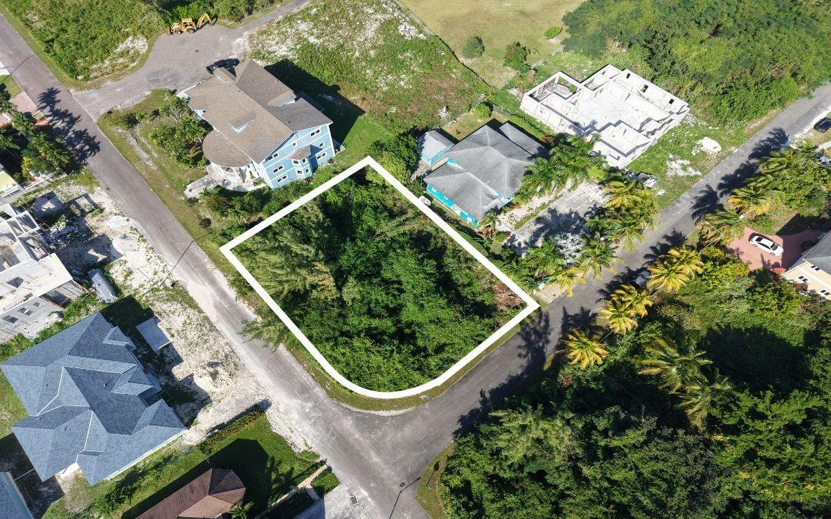 42 JACARANDA, NASSAU, BAH