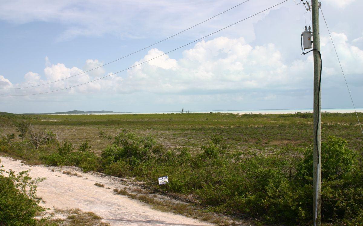 LOT 1074 BAHAMA SOUND 4 E