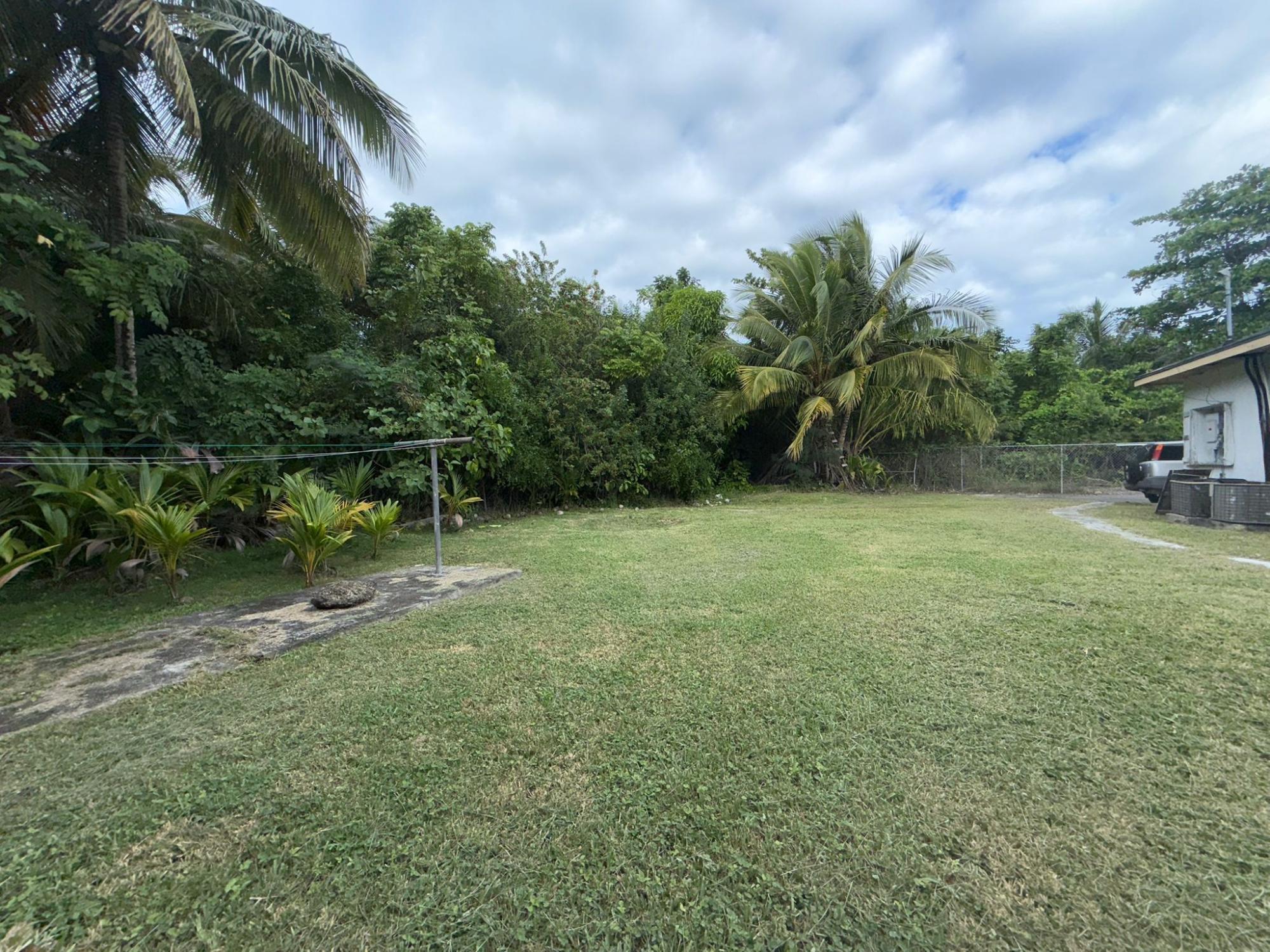 PALM BREEZE DRIVE N.P.