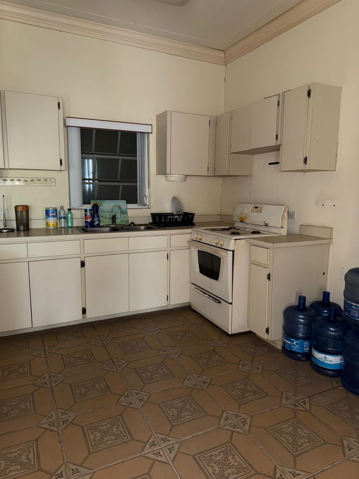 PALM BREEZE DRIVE N.P.