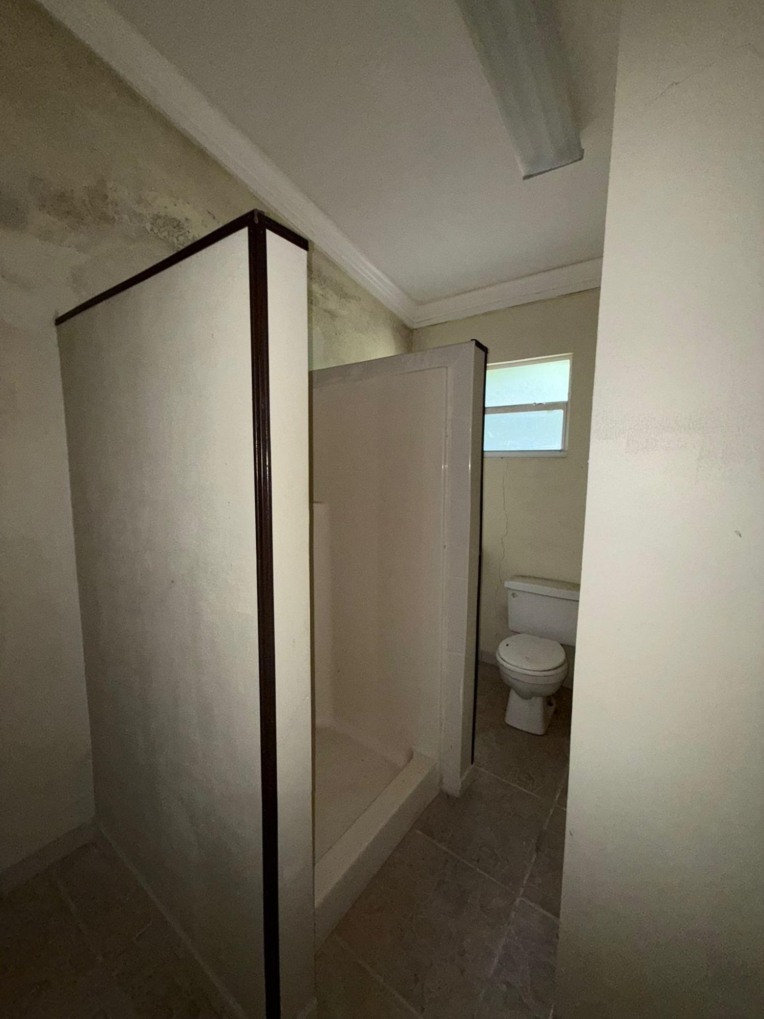 PALM BREEZE DRIVE N.P.