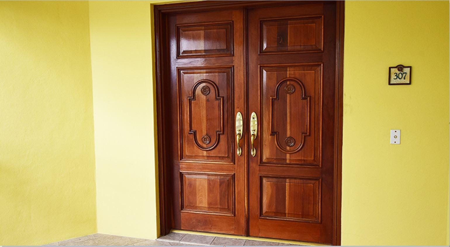 CABLE BEACH, BAHAMAS