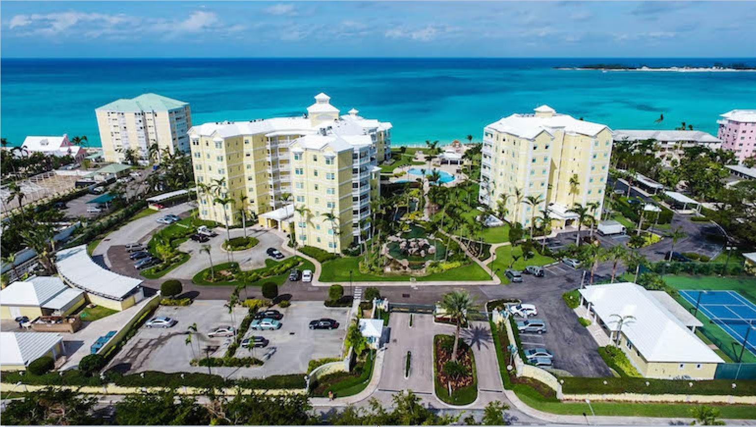 CABLE BEACH, BAHAMAS
