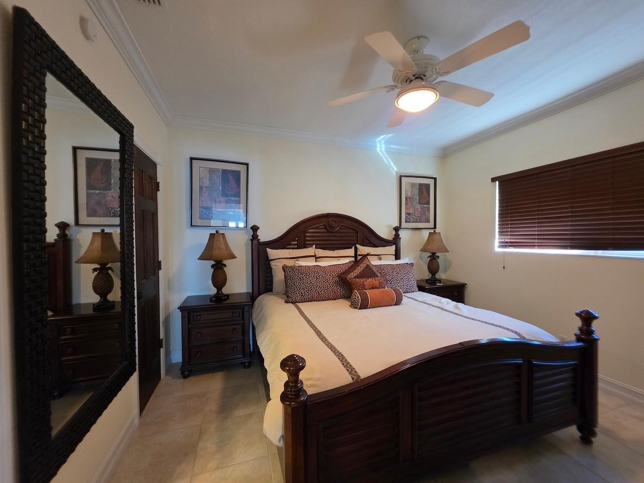 29-30 BLUE MARLIN COVE