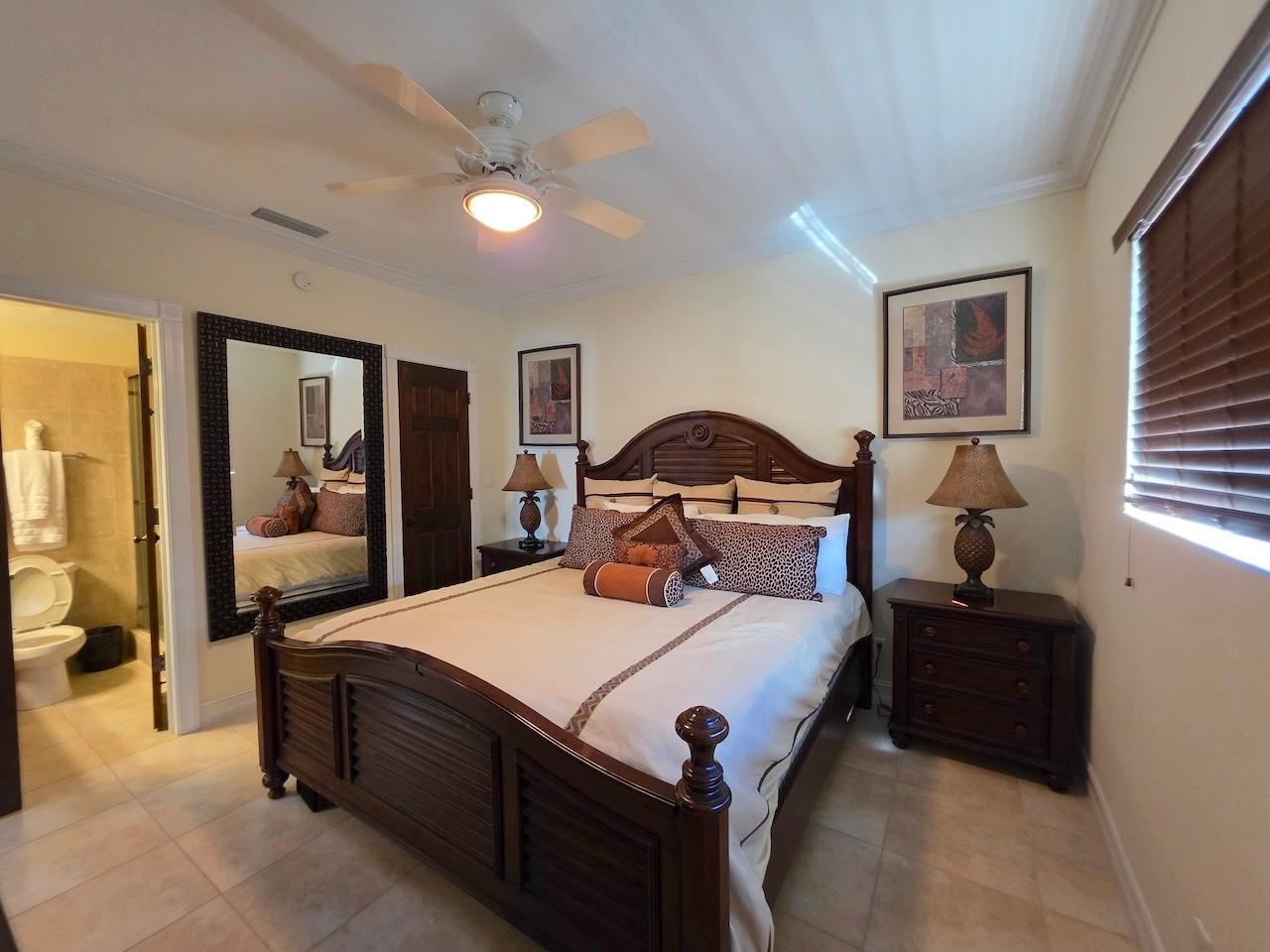 29-30 BLUE MARLIN COVE