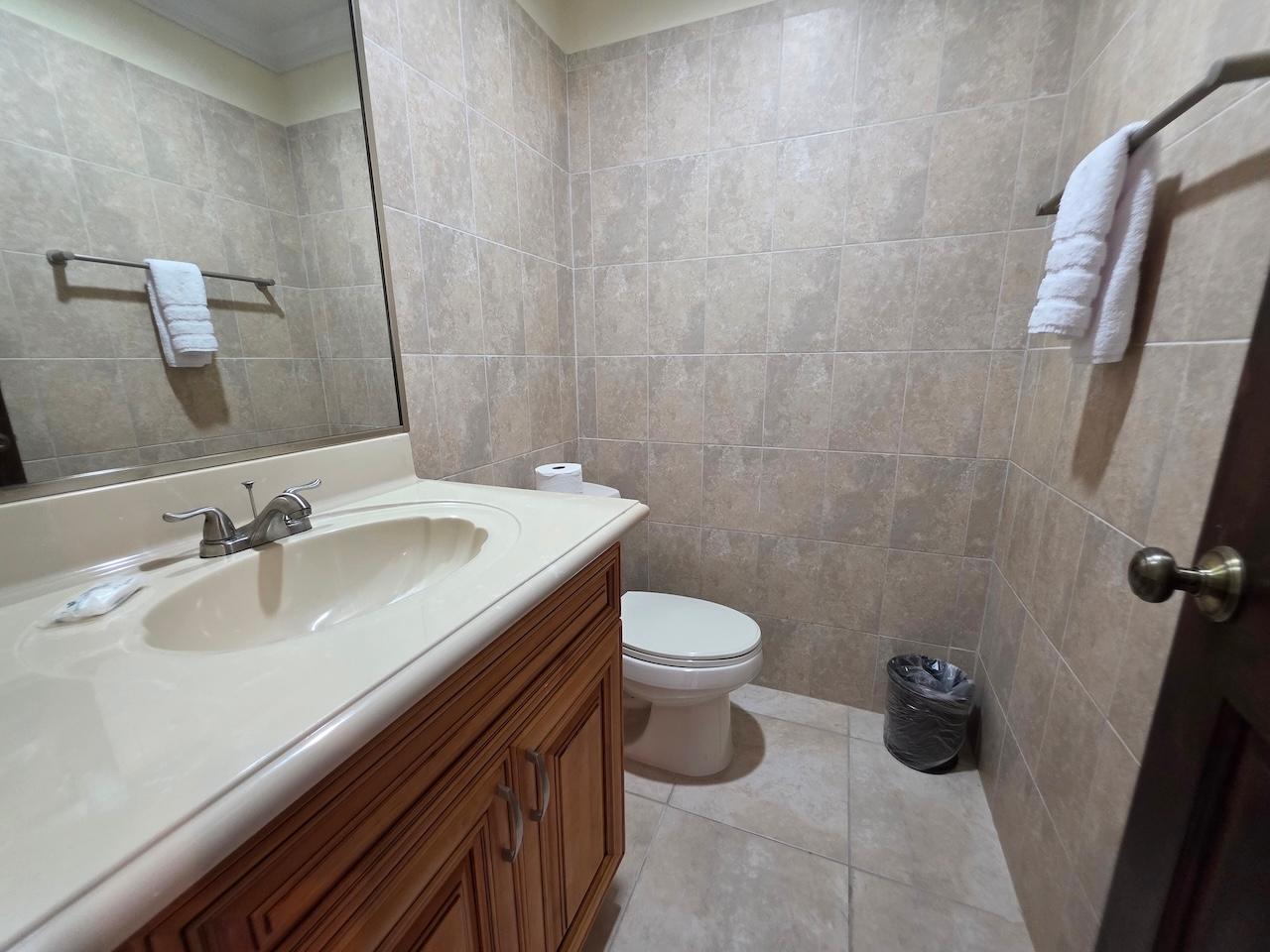 29-30 BLUE MARLIN COVE