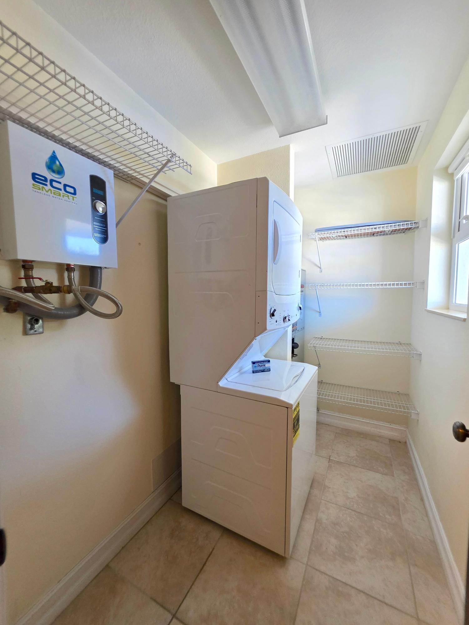 29-30 BLUE MARLIN COVE