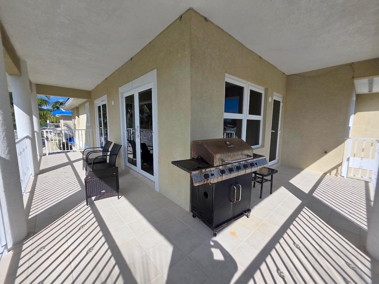 29-30 BLUE MARLIN COVE