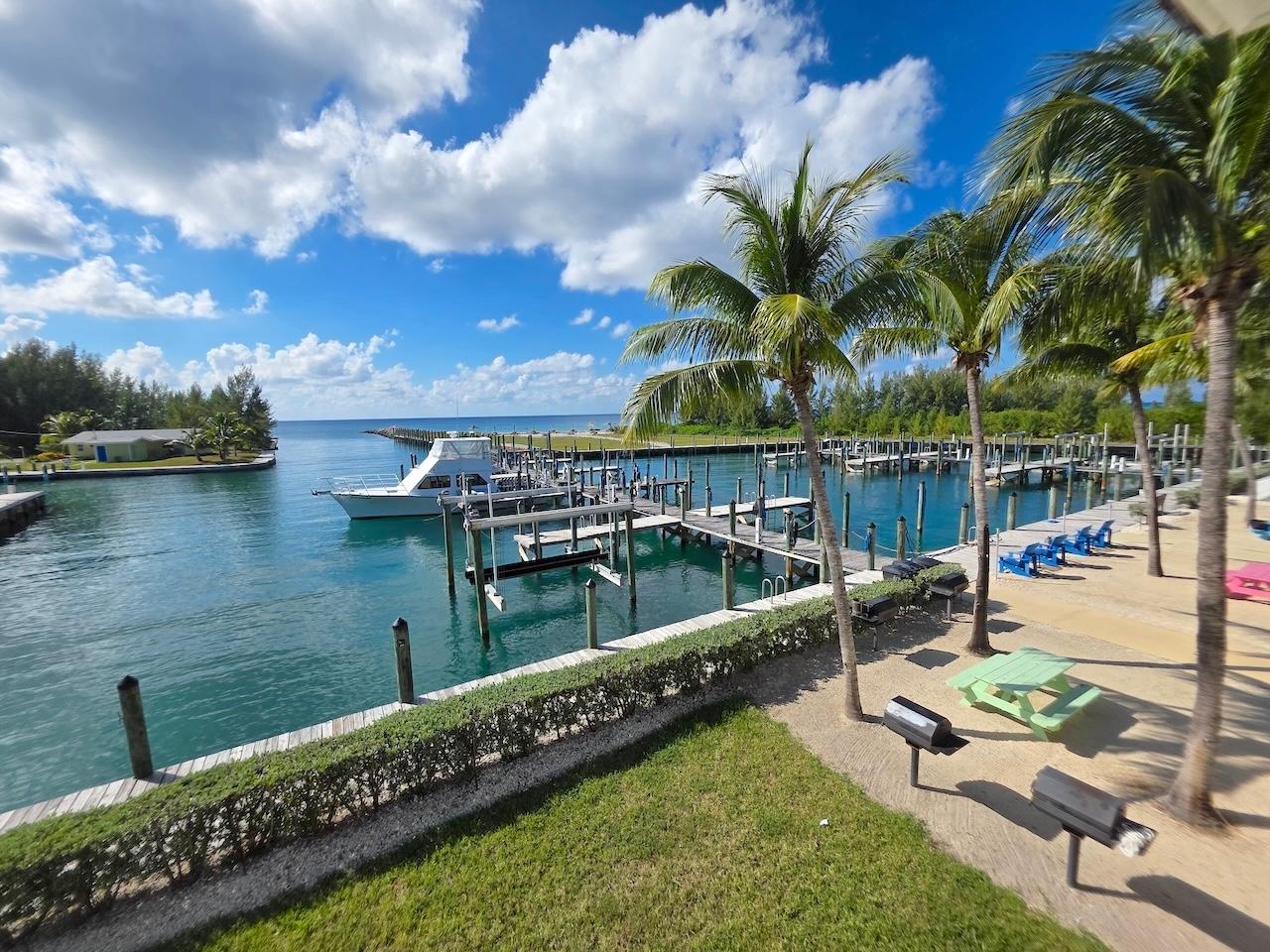 29-30 BLUE MARLIN COVE